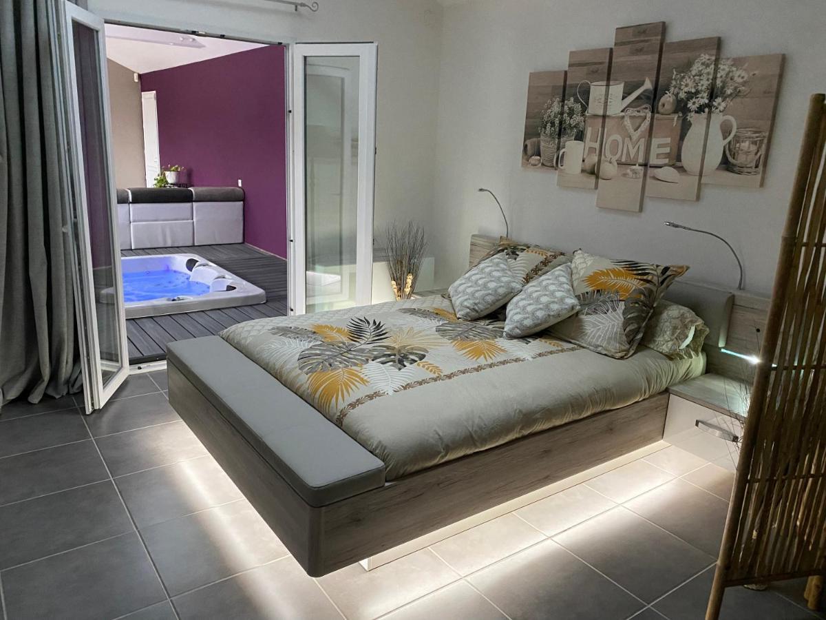 Cessieu Le Spa De L Albizia B&B 외부 사진